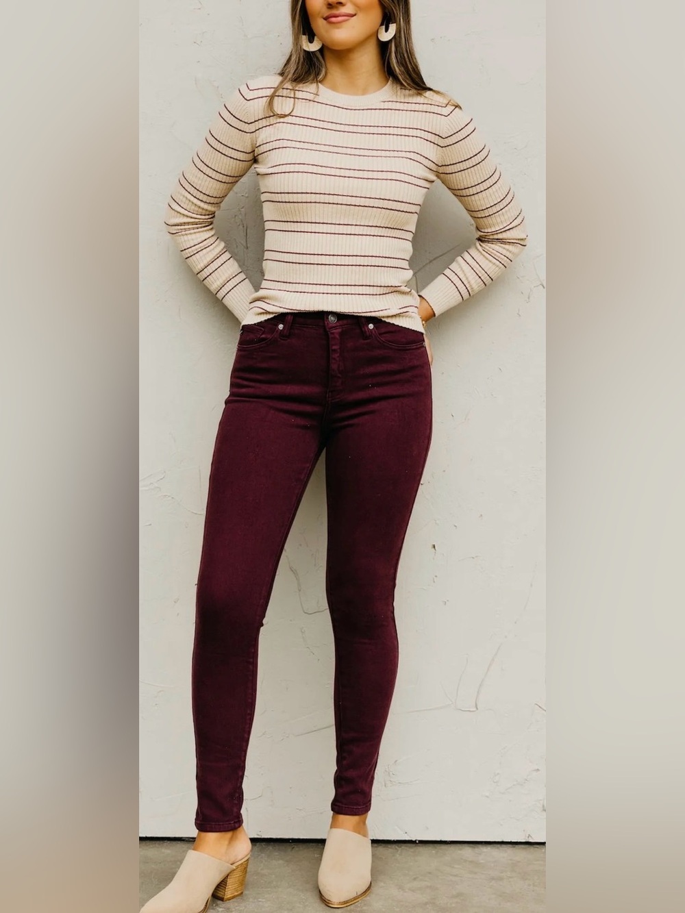 Kancan Los Angeles Gemma Skinny High Rise Burgundy Jeans.